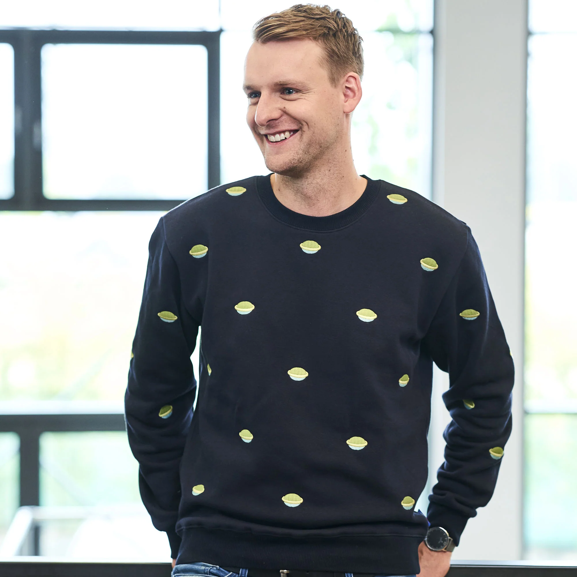 brizzl UFOs Sweatshirt - Image 4