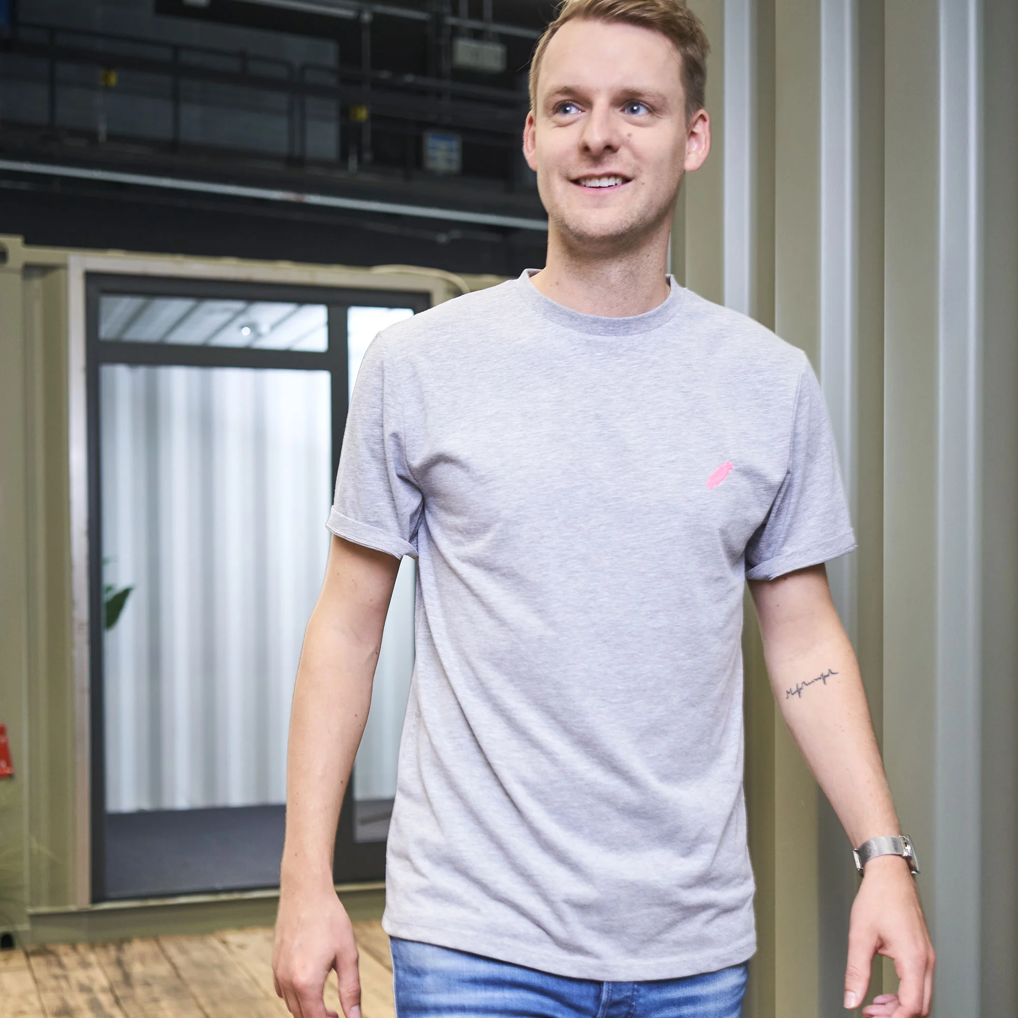 Softi T-Shirt - Image 4